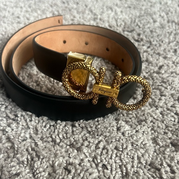 Women’s Salvatore Ferragamo Black With Gold Hardware Belt - Picture 2 of 7